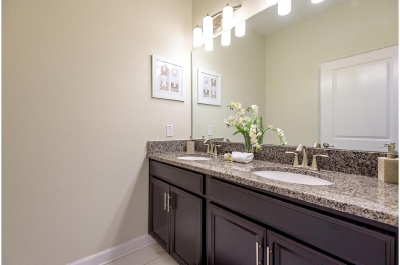Four-Bedroom Townhome Kissimmee Orlando Eksteriør bilde